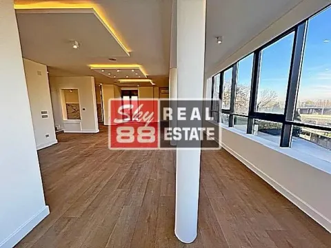 Izdavanje, četvorosoban stan, 177m², Savski Venac, Beograd - image 3