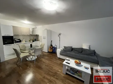 Prodaja, četvorosoban stan, 78m², Lipov gaj, Novi Sad Sve Podlokacije - image 7