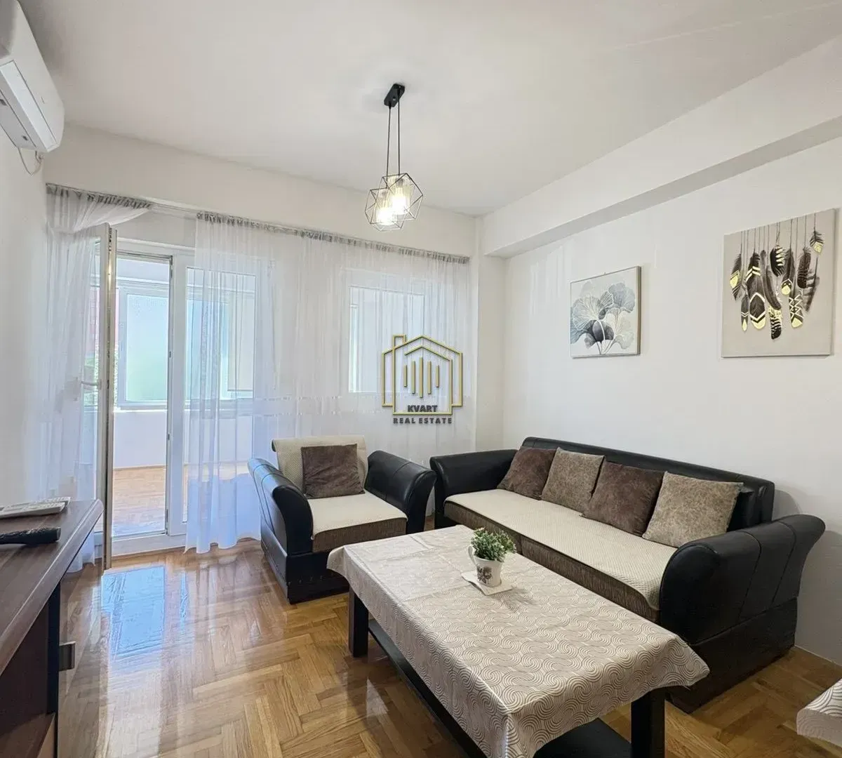 Izdavanje, dvosoban stan, 60m², City Kvart, Podgorica