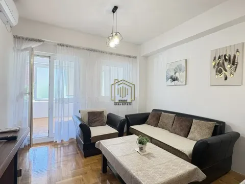 Izdavanje, dvosoban stan, 60m², City Kvart, Podgorica - image 3