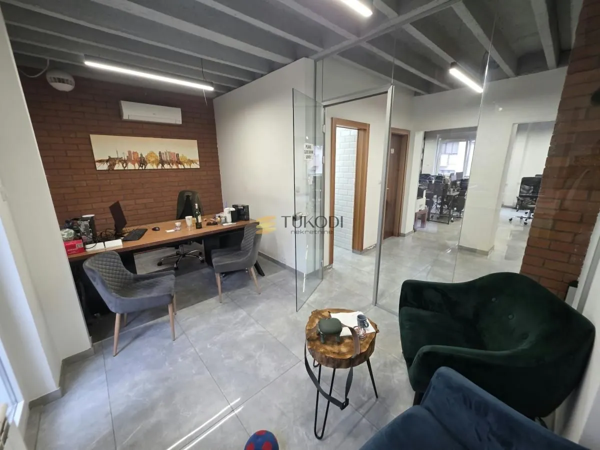 Rent, office space, 70m², Sarajevska, Beograd