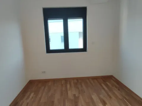 Sale, two bedroom apartment, 69m², Zagorič, Podgorica - image 6