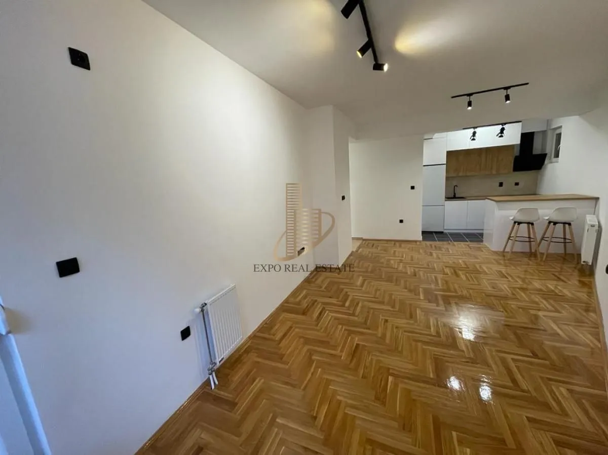 Prodaja, jednosoban stan, 50m², Bulevar Evrope, Novi Sad Sve Podlokacije