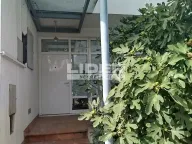 Izdavanje, kuća, 300m², Savski Venac, Beograd - image 12