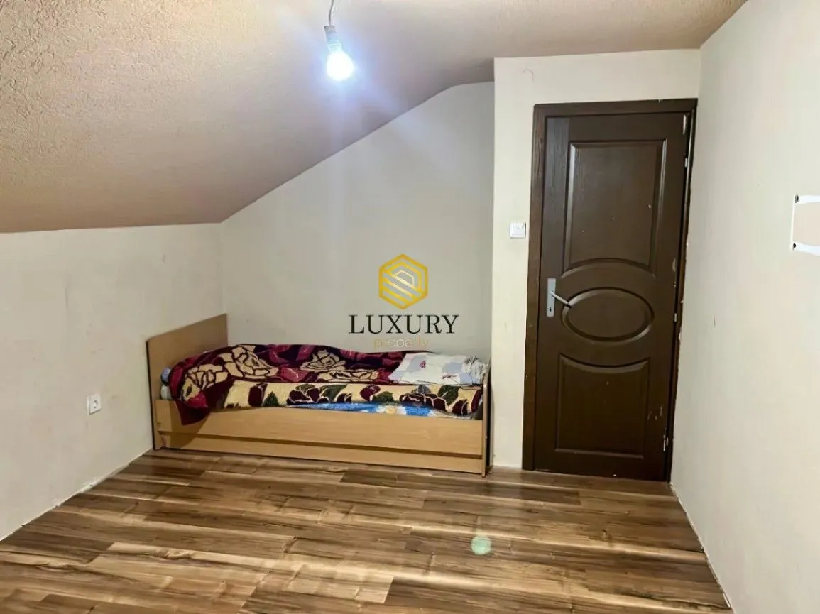 Rent, house, 180m², Masline, Podgorica