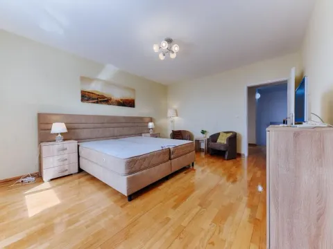 Sale, three bedroom apartment, 139m², Sveti Stefan, Budva - image 20