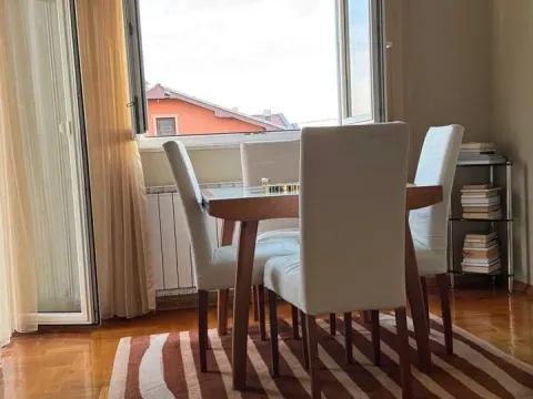 Izdavanje, trosoban stan, 88m², Dajbabe, Podgorica - image 4