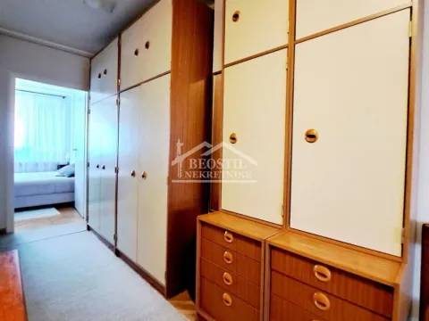 Izdavanje, trosoban stan, 69m², Stari Grad, Beograd - image 17