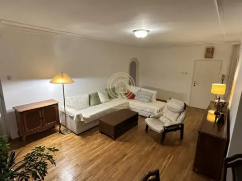 Rent, four bedroom apartment, 100m², Savski Venac, Beograd - image 2