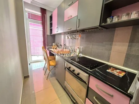 Rent, three bedroom apartment, 72m², Vračar Centar, Vračar Sve Podlokacije - image 5