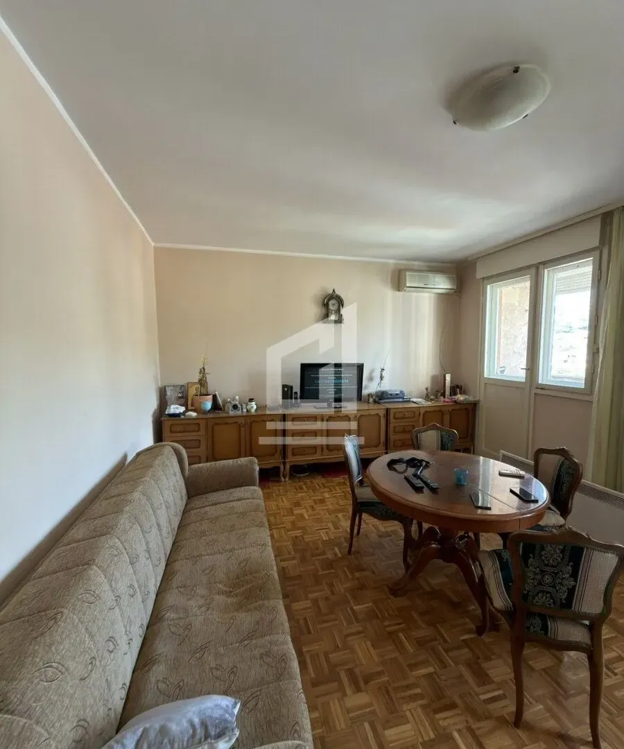 Prodaja, dvosoban stan, 83m², Momišići, Podgorica
