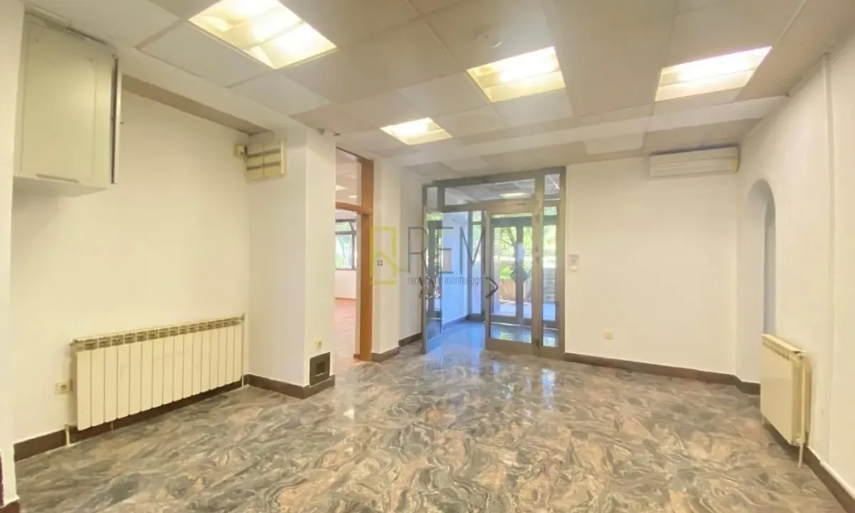 Sale, office space, 190m², Ljubović, Podgorica