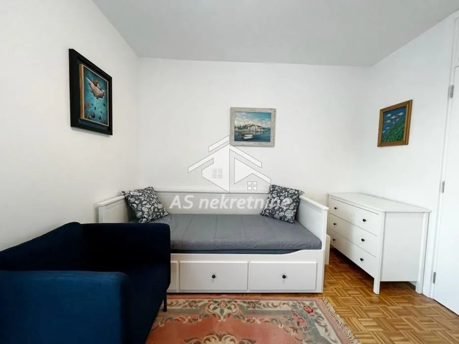 Rent, three bedroom apartment, 75m², Novi Beograd Sve Podlokacije, Beograd
