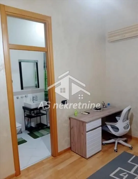 Rent, three bedroom apartment, 98m², Savski Venac, Beograd