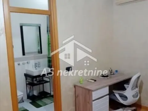 Rent, three bedroom apartment, 98m², Savski Venac, Beograd - image 22