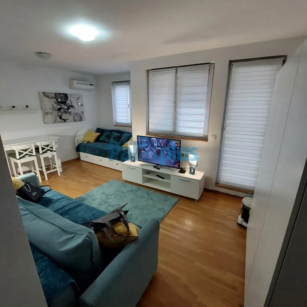 Izdavanje, jednosoban stan, 31m², Olimp, Zvezdara Sve Podlokacije