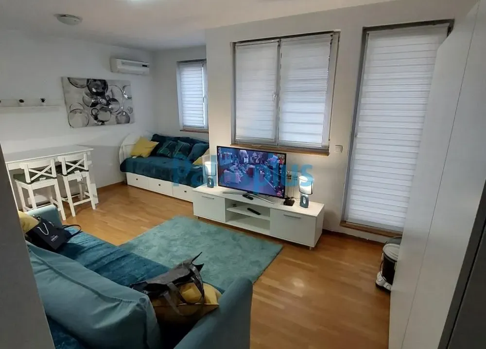 Izdavanje, jednosoban stan, 31m², Olimp, Zvezdara Sve Podlokacije