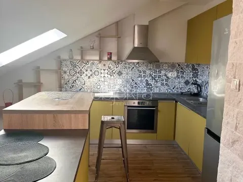 Izdavanje, stan, 85m², Tivat, Crna Gora - image 4