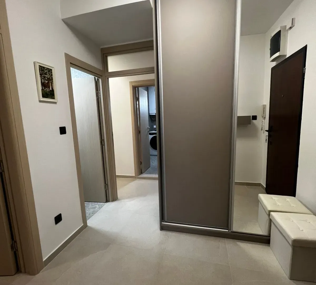 Izdavanje, trosoban stan, 103m², Preko Morače, Podgorica