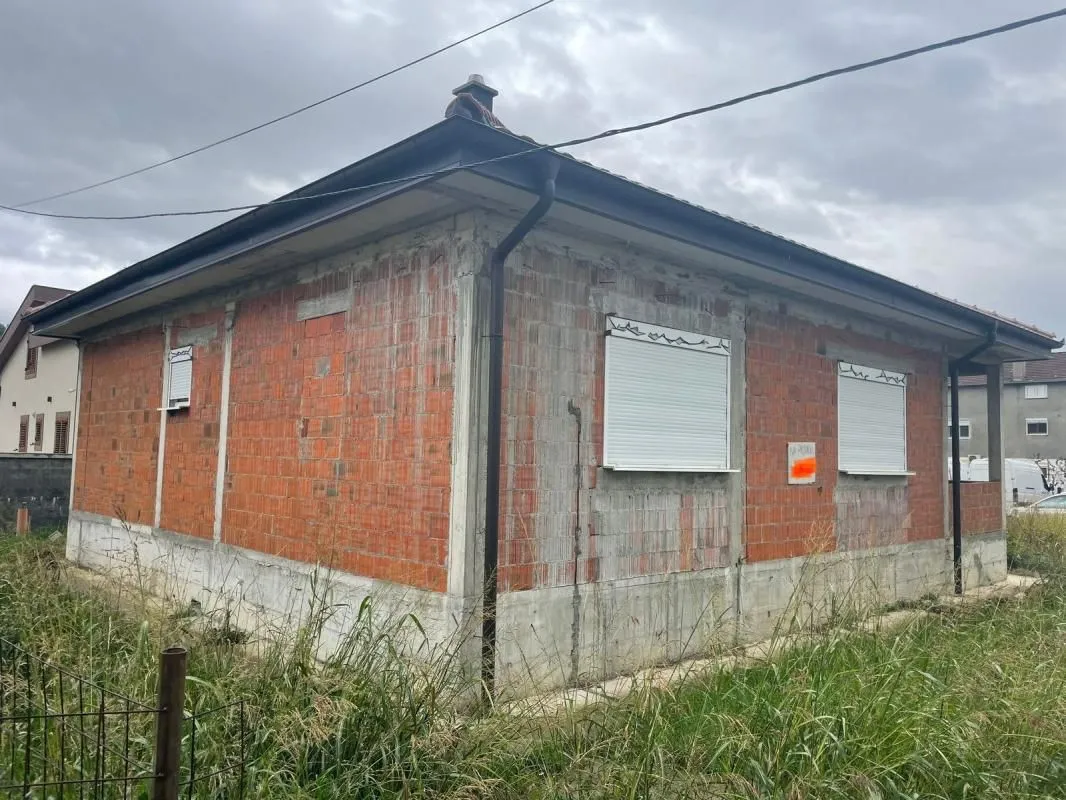 Prodaja, kuća, 155m², Masline, Podgorica