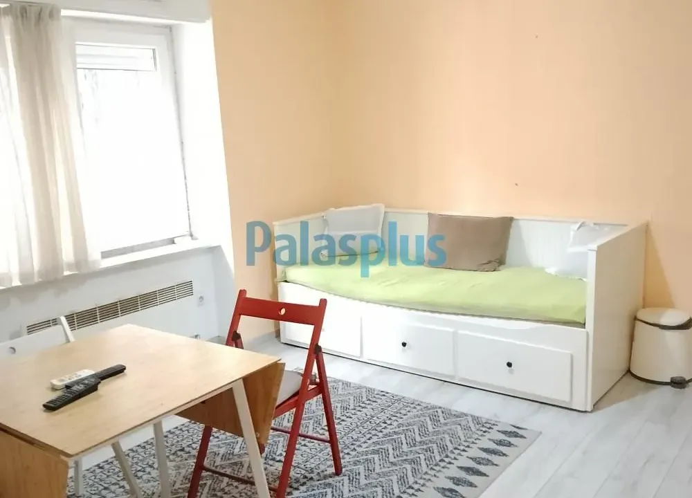 Sale, two bedroom apartment, 42m², Stari Grad, Beograd
