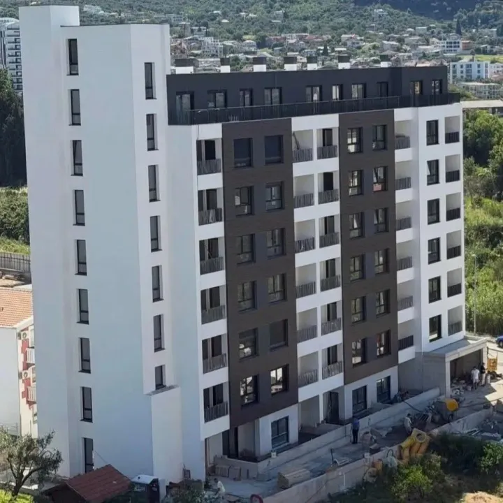 Prodaja, jednosoban stan, 47m², Ilino, Bar