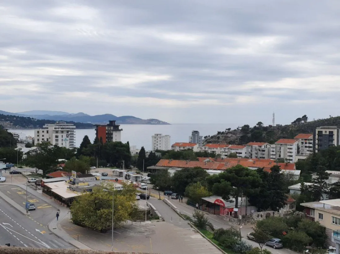 Sale, two bedroom apartment, 63m², Sutomore, Bar