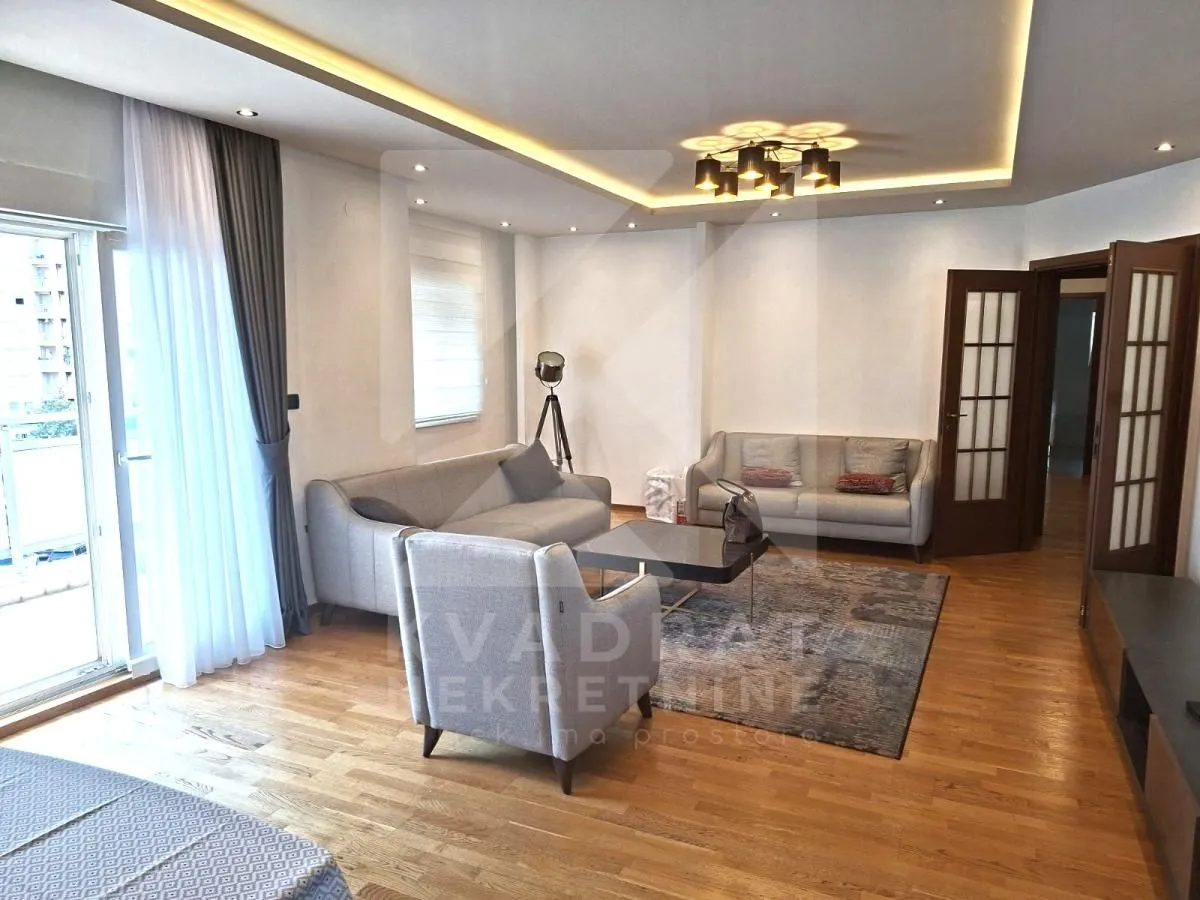 Rent, two bedroom apartment, 120m², City Kvart, Podgorica