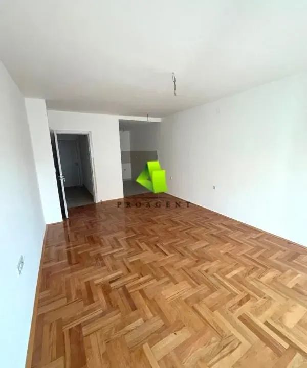 Sale, two bedroom apartment, 68m², Pantelej, Niš