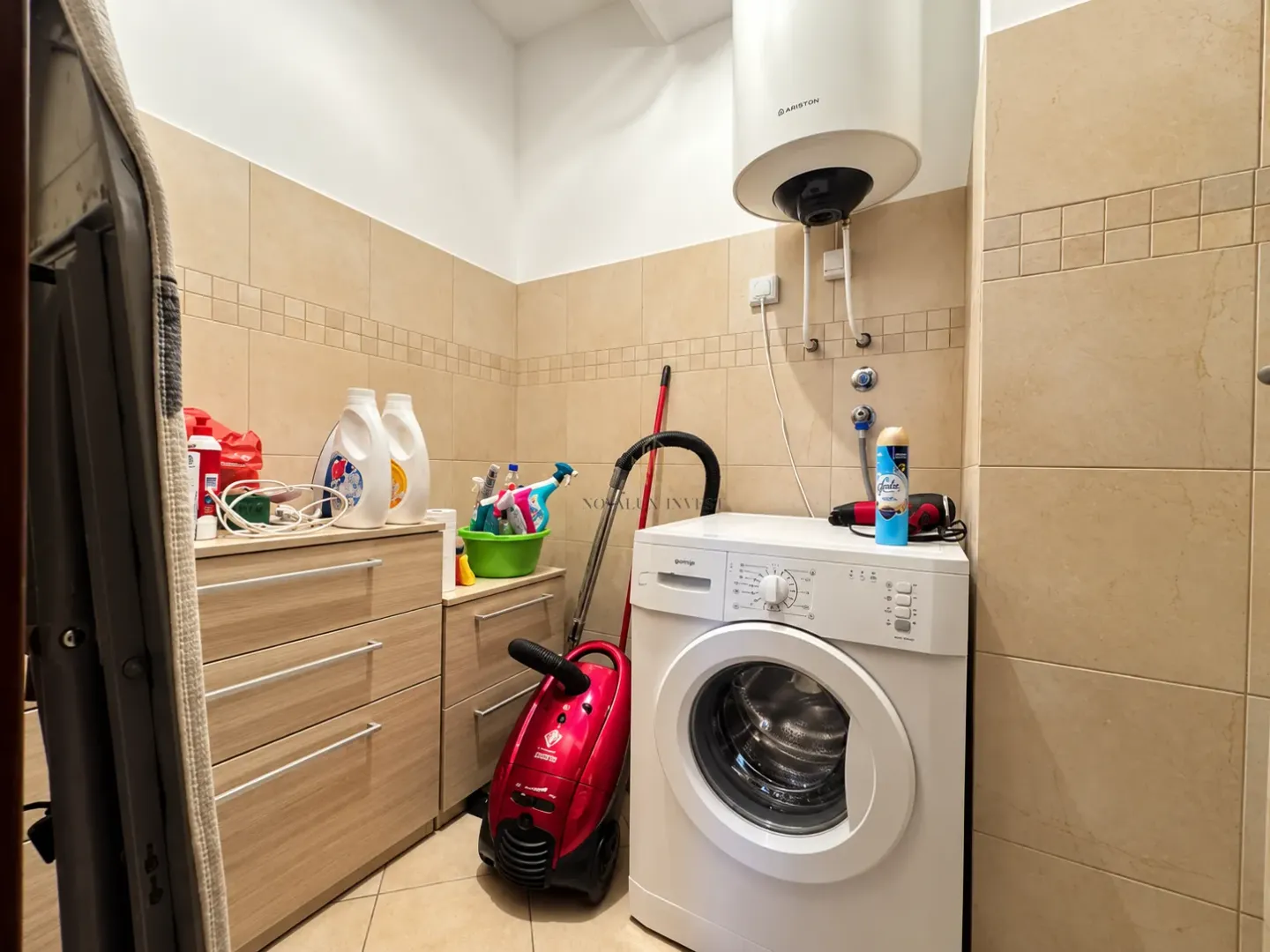 Izdavanje, dvosoban stan, 76m², Gorica C, Podgorica