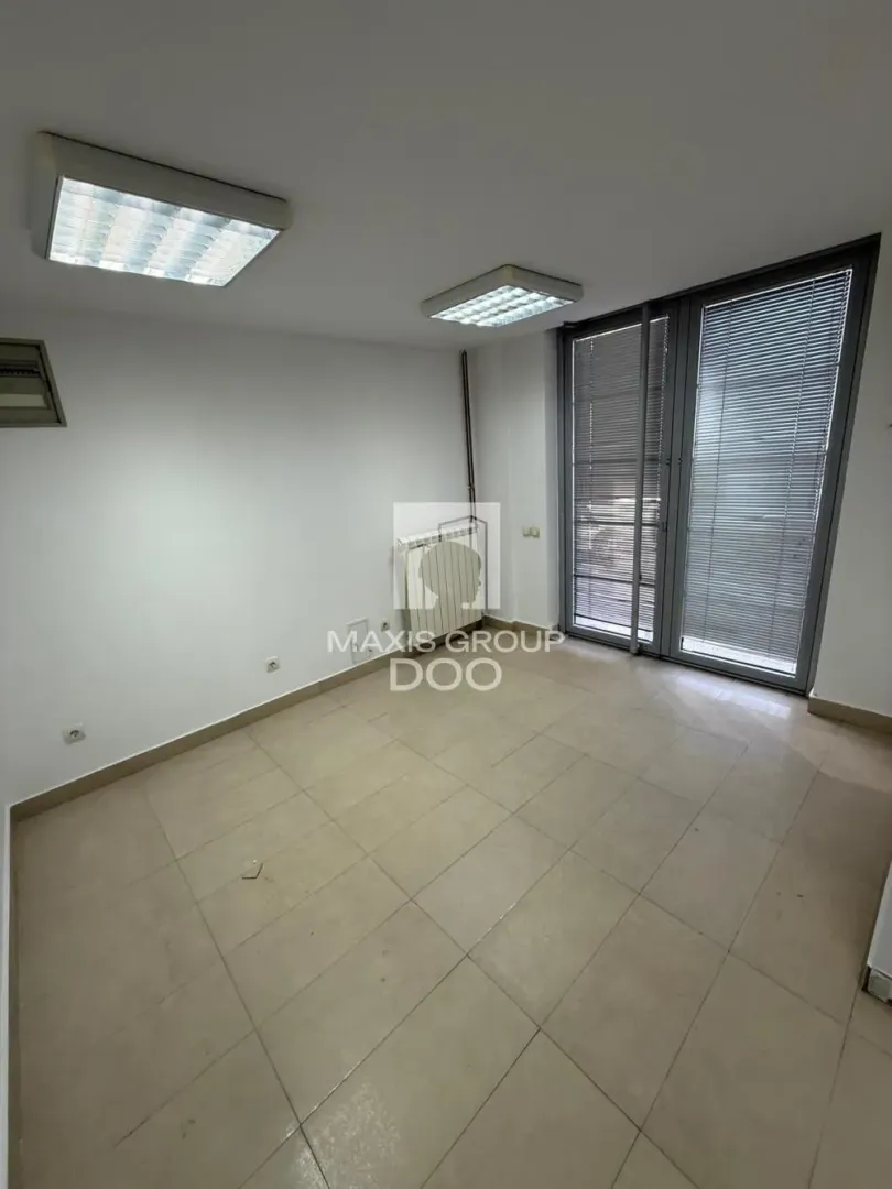 Rent, office space, 233m², Đeram Pijaca, Beograd