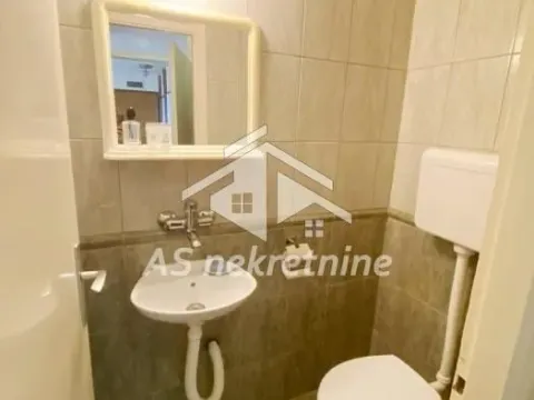 Izdavanje, četvorosoban stan, 120m², Voždovačka Crkva, Voždovac Sve Podlokacije - image 22