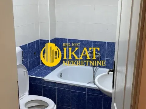 Izdavanje, trosoban stan, 45m², Gradska Bolnica, Zvezdara Sve Podlokacije - image 9