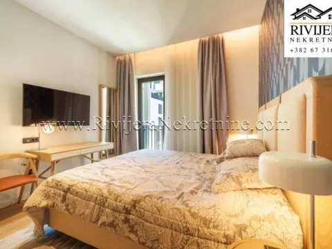 Prodaja, jednosoban stan, 55m², Centar, Tivat - image 6