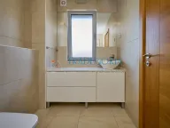 Sale, house, 200m², Krimovica, Kotor - image 11