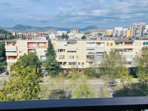 Prodaja, dvosoban stan, 74m², Lepa Kata, Podgorica - image 9
