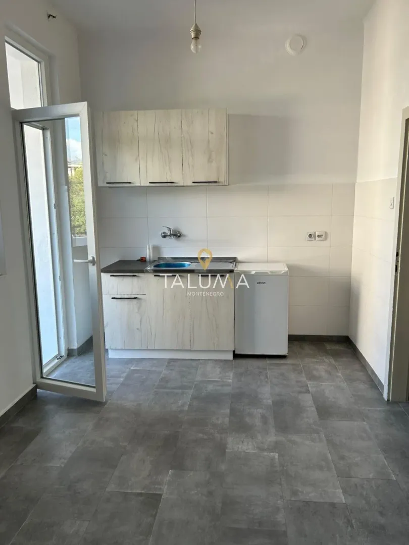Rent, two bedroom apartment, 69m², Centar, Podgorica