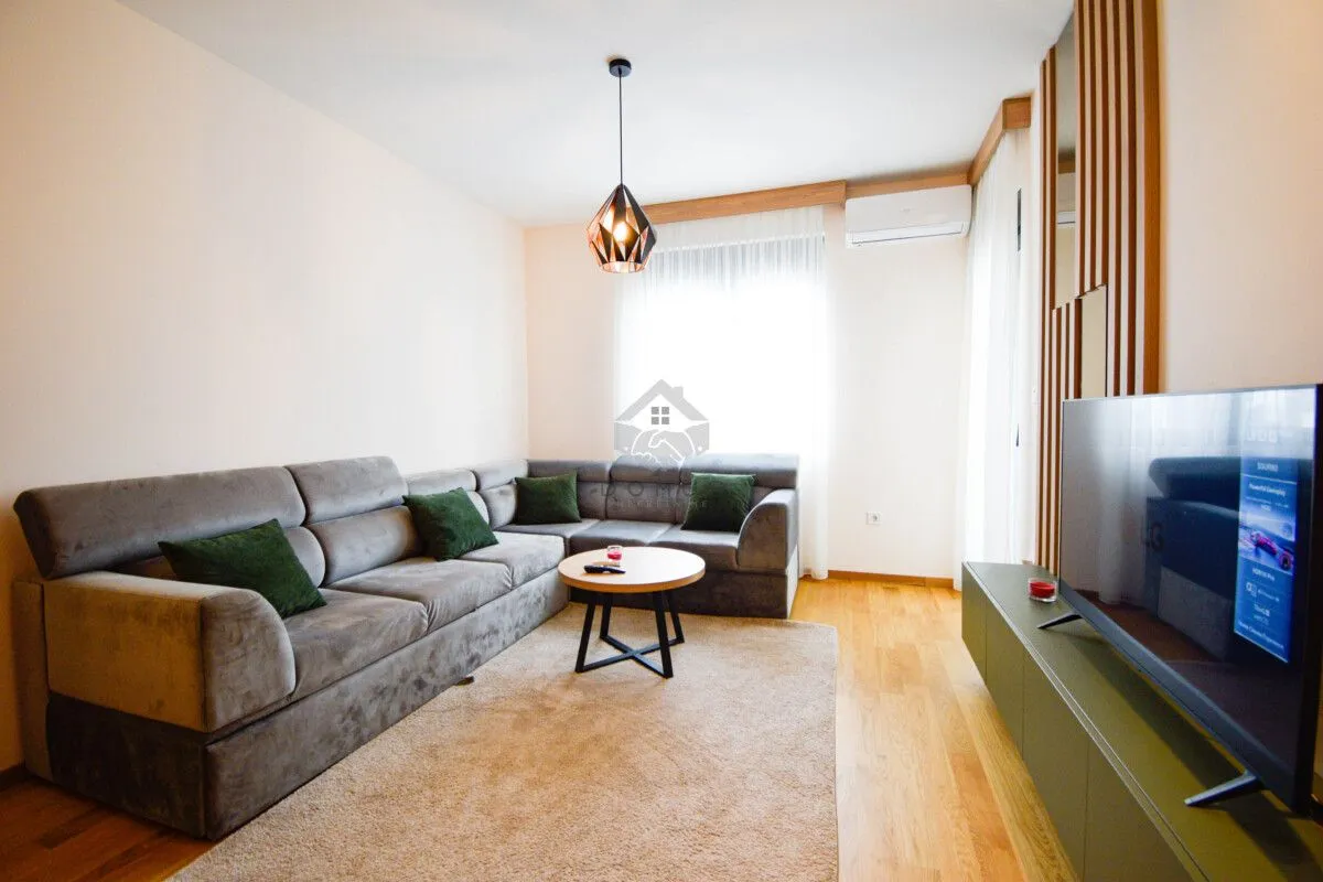 Izdavanje, jednosoban stan, 47m², City Kvart, Podgorica