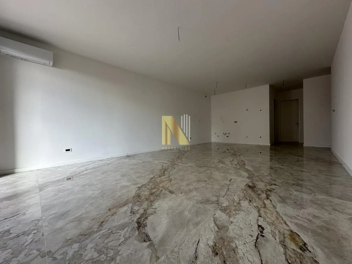 Rent, office space, 112m², Centar, Novi Sad