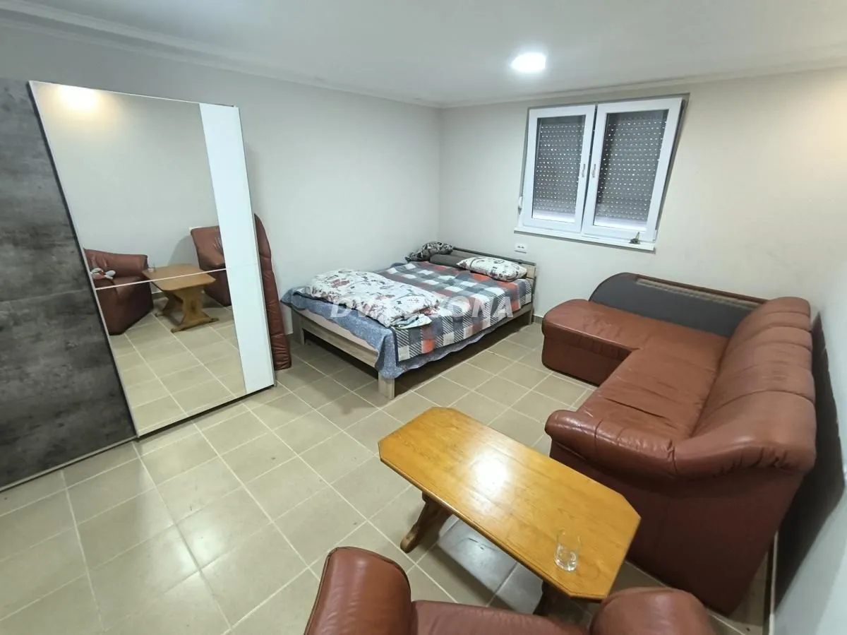 Prodaja, kuća, 56m², Novi Bečej, Zrenjanin