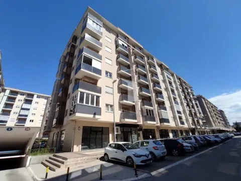 Rent, apartment, 49m², City Kvart, Podgorica - image 13