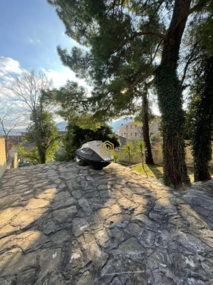 Prodaja, kuća, 180m², Orahovac, Kotor