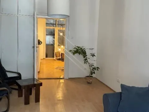 Izdavanje, jednosoban stan, 47m², Stari Grad, Beograd - image 2