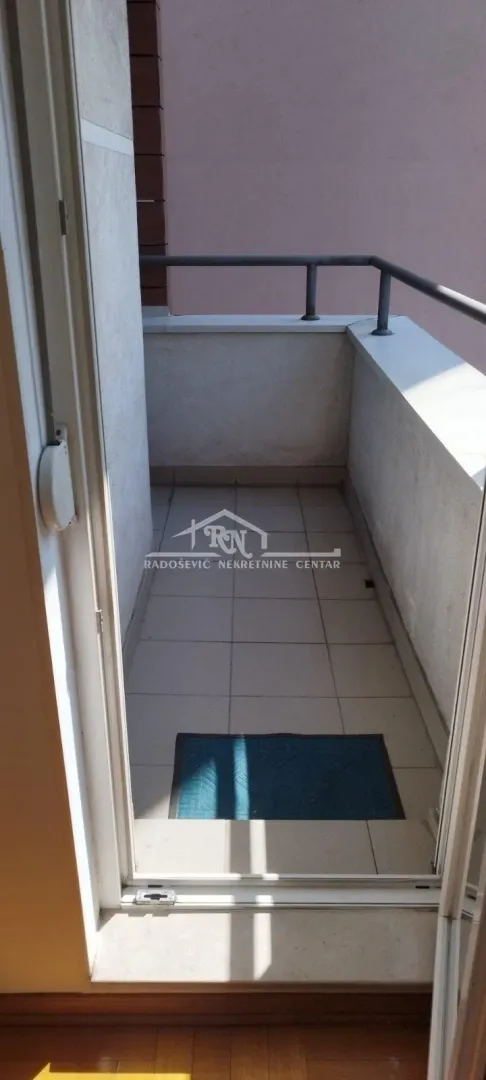 Rent, one bedroom apartment, 45m², Južni Bulevar, Vračar Sve Podlokacije