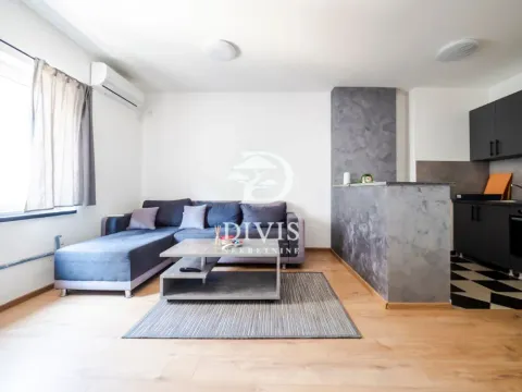 Prodaja, četvorosoban stan, 94m², Lion, Zvezdara Sve Podlokacije - image 5