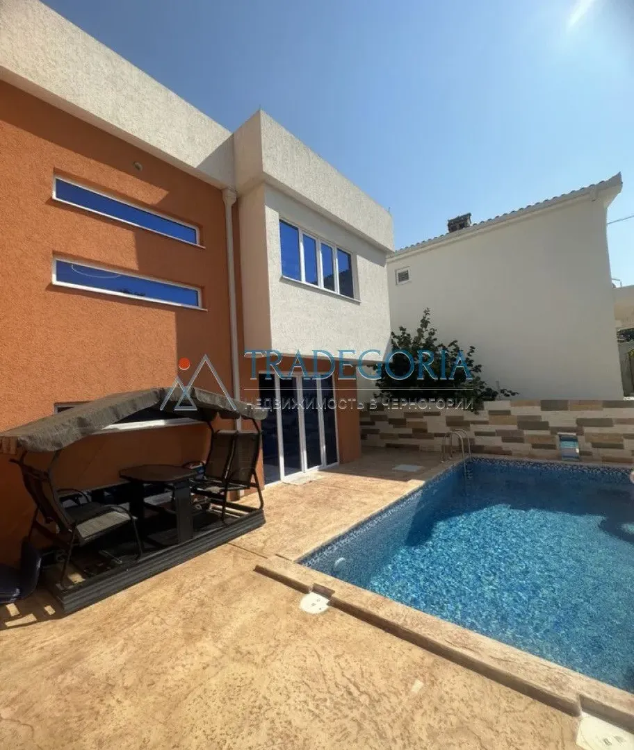Prodaja, kuća, 170m², Dobra Voda, Bar
