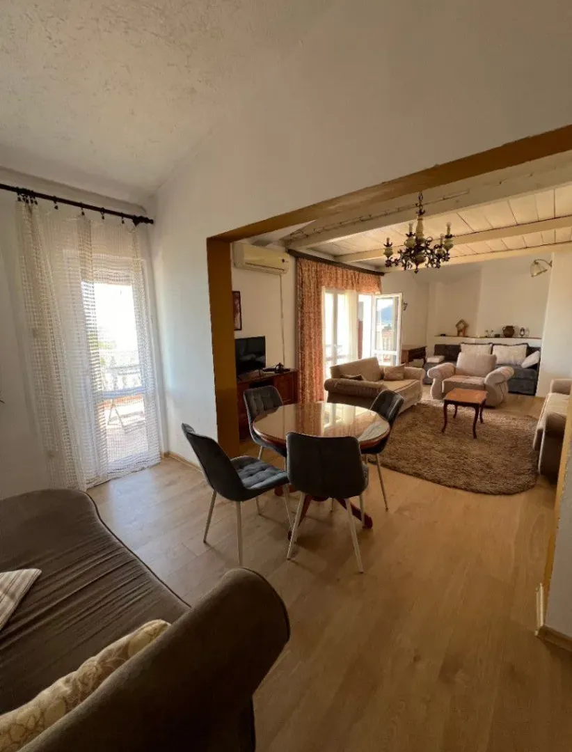 Rent, three bedroom apartment, 270m², Šušanj, Bar