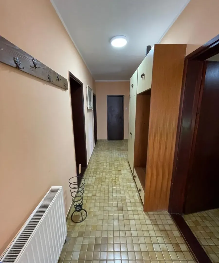 Izdavanje, kuća, 106m², Sremska Kamenica, Petrovaradin