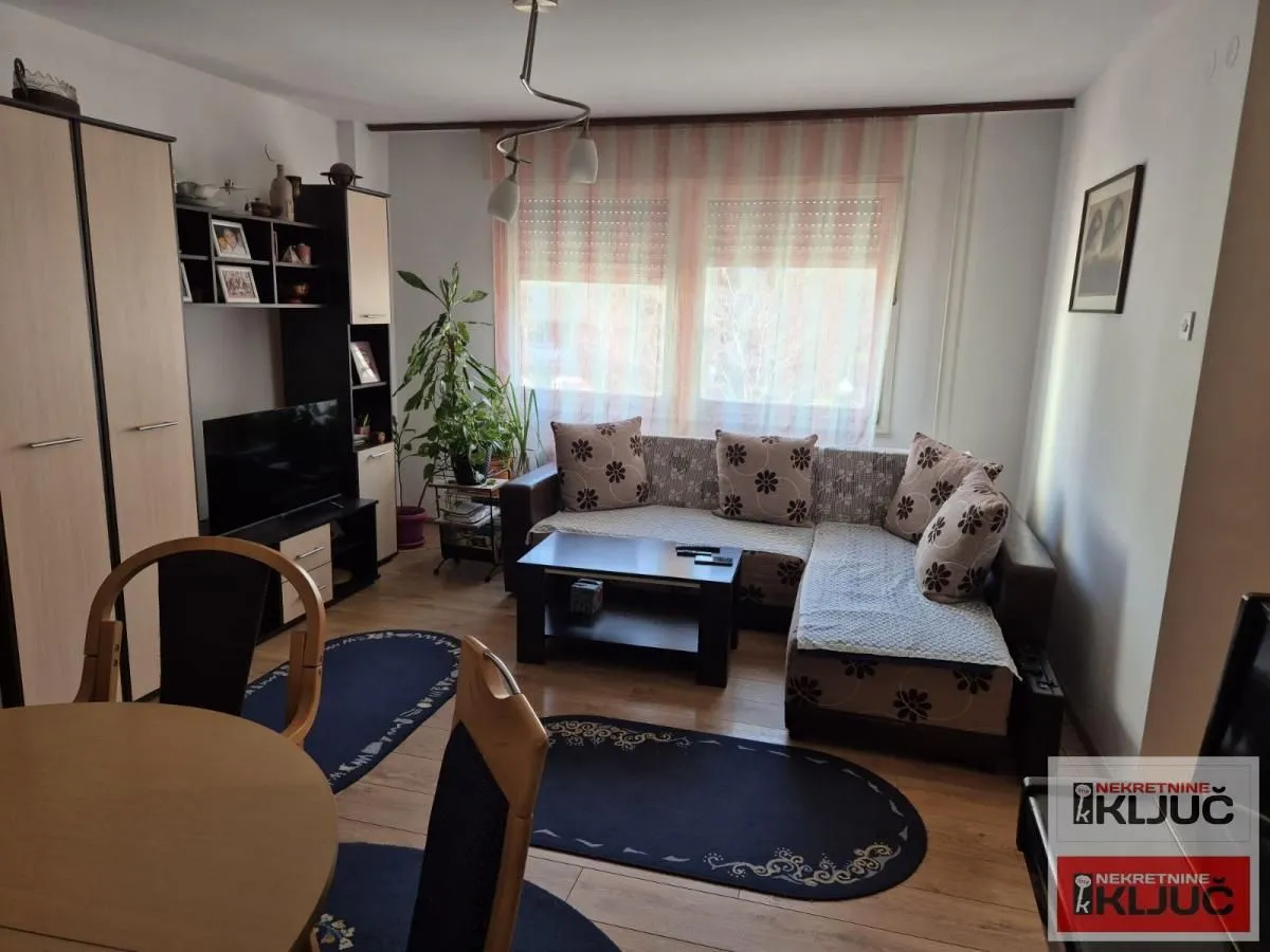 Prodaja, dvosoban stan, 80m², Liman 4, Novi Sad Sve Podlokacije