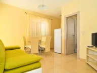 Izdavanje, jednosoban stan, 38m², Donja Lastva, Tivat - image 4